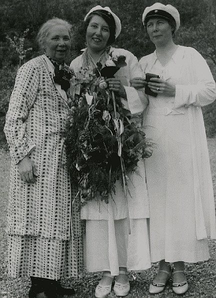 Elvira ("Mimmi"), M&auml;rta och Gunhild